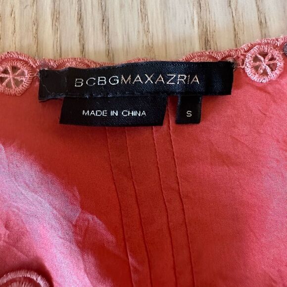 BCBG Max Azria coral silk embroidered tunic with bell sleeves - small - Picture 9 of 9